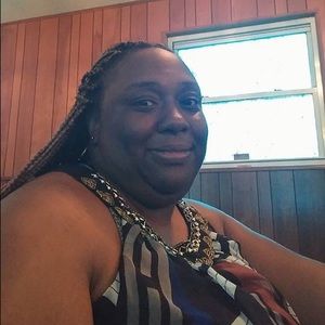 Meet your Posher, Corynthia